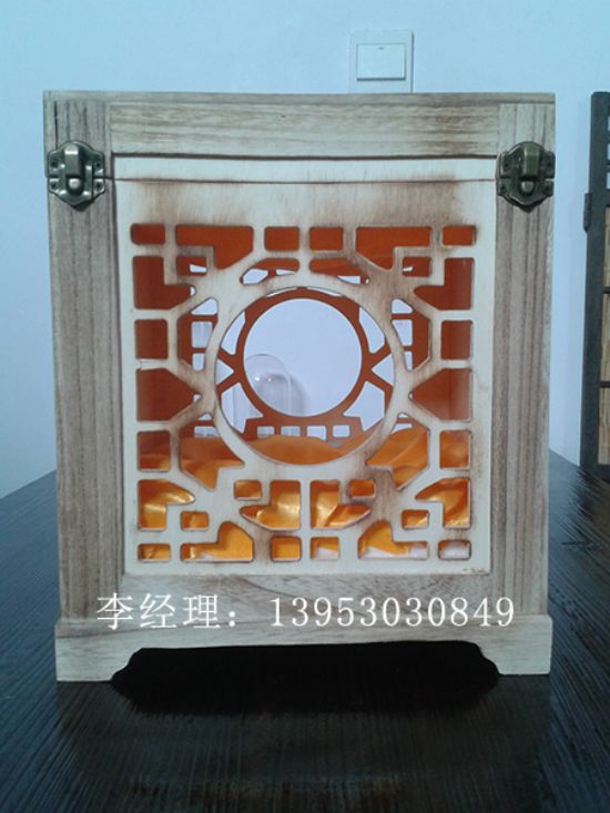 點(diǎn)擊查看詳細(xì)信息<br>標(biāo)題：白酒盒 閱讀次數(shù)：3398