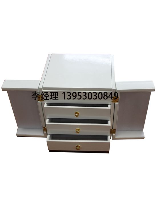 點(diǎn)擊查看詳細(xì)信息<br>標(biāo)題：首飾盒 閱讀次數(shù)：1285